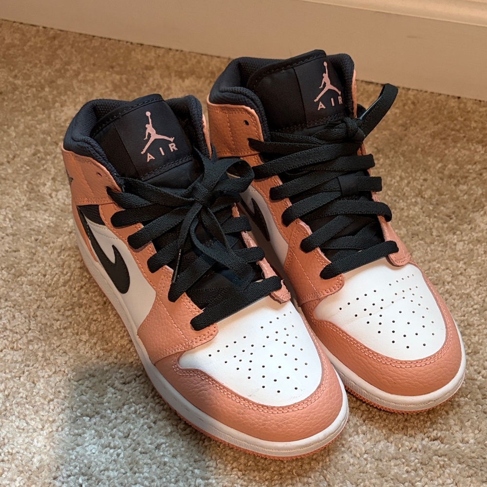 Nike Kids Sneakers in Black, White, and Pink